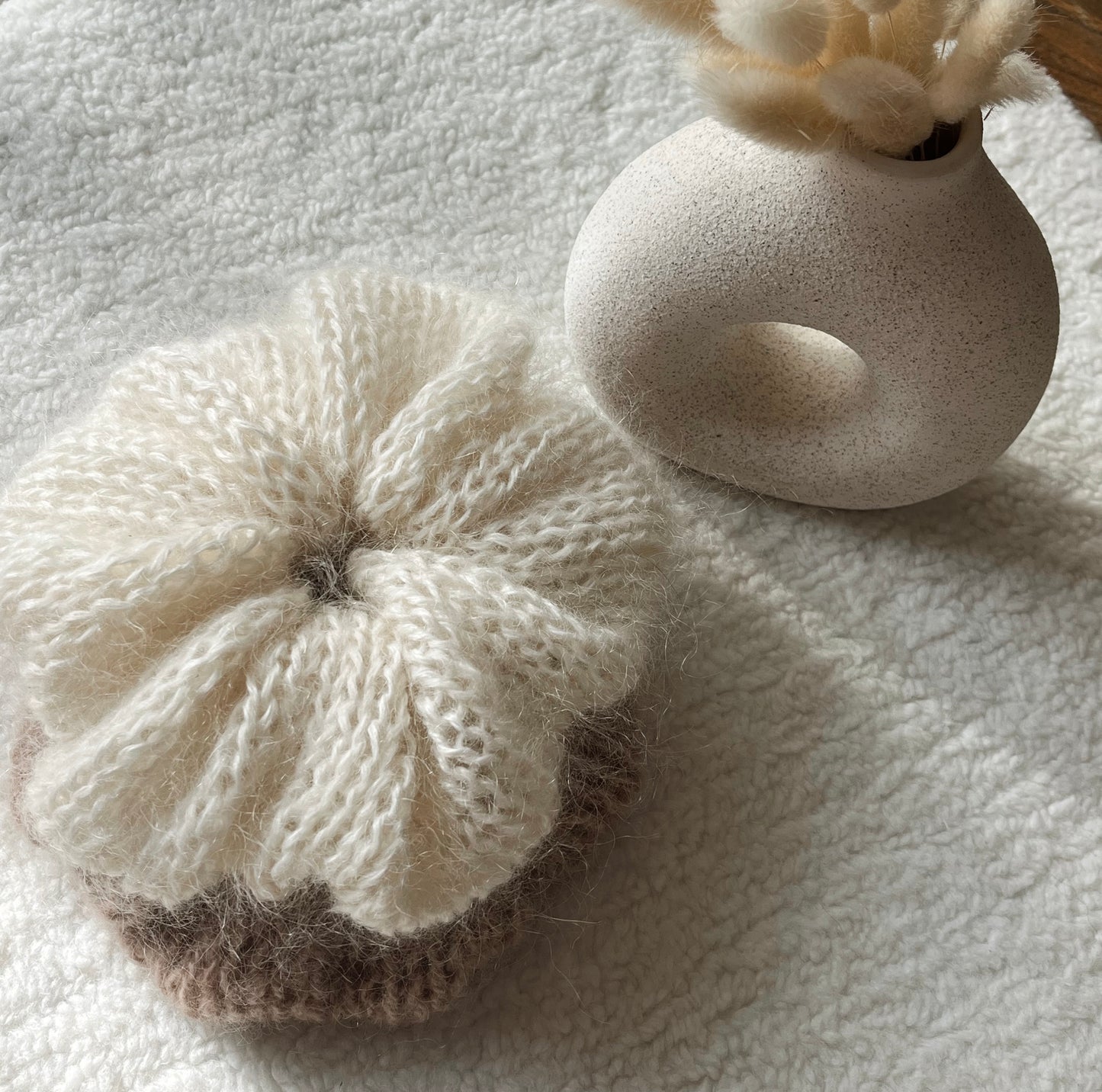 Chouchou BLANC CASSÉ mohair oversize